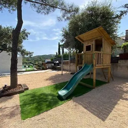Nyaraló Naramia Sagaro With Poolgarden10 Pax
