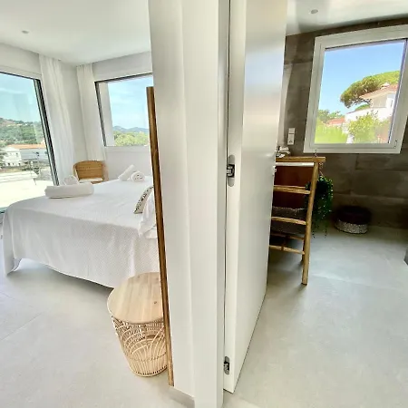 Дом отдыха Naramia Sagaro - With Pool-garden-10 Pax *