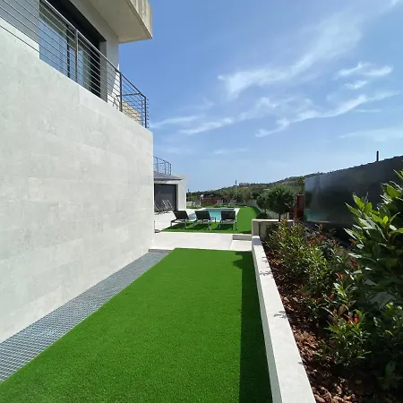 Дом отдыха Naramia Sagaro - With Pool-garden-10 Pax С'Агаро