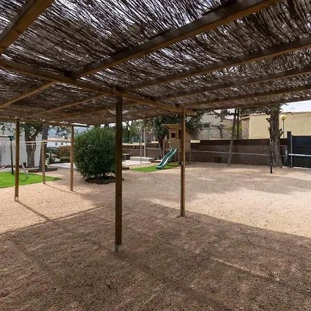 Naramia Sagaro - With Pool-garden-10 Pax Дом отдыха *