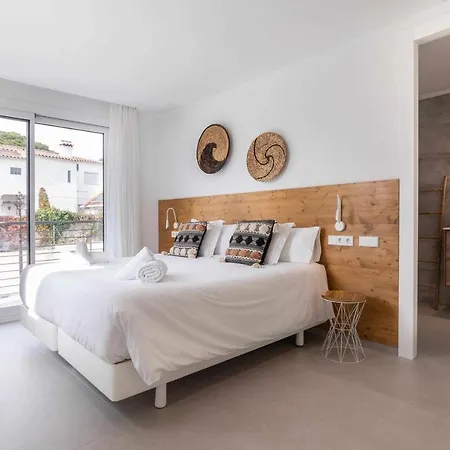 Naramia Sagaro - With Pool-garden-10 Pax Дом отдыха