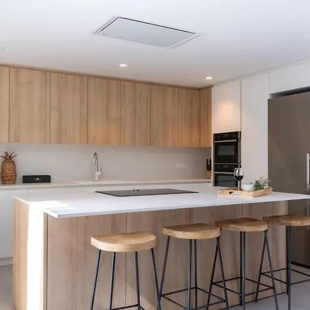 Дом отдыха Naramia Sagaro - With Pool-garden-10 Pax