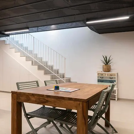 Naramia Sagaro - With Pool-garden-10 Pax * С'Агаро