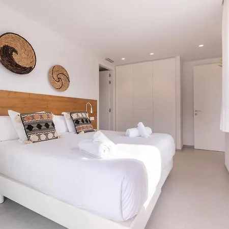 Дом отдыха Naramia Sagaro - With Pool-garden-10 Pax *