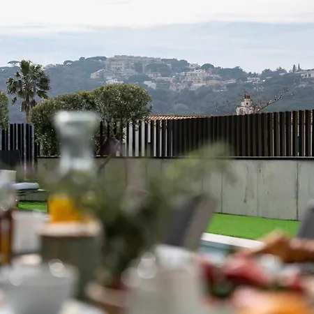 Naramia Sagaro - With Pool-garden-10 Pax Дом отдыха С'Агаро