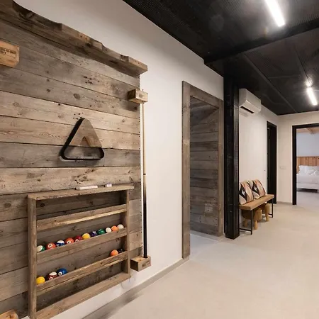 Дом отдыха Naramia Sagaro - With Pool-garden-10 Pax