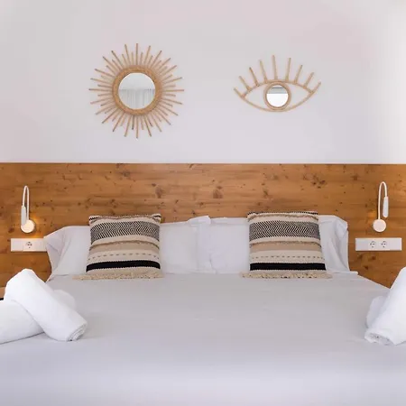 Дом отдыха Naramia Sagaro - With Pool-garden-10 Pax С'Агаро